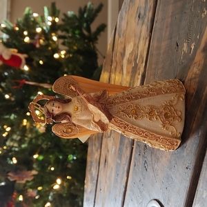Angel ornament, great gift for the holidays 6"